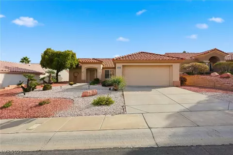 10713 Paradise Point Dr, Las Vegas, NV 89134