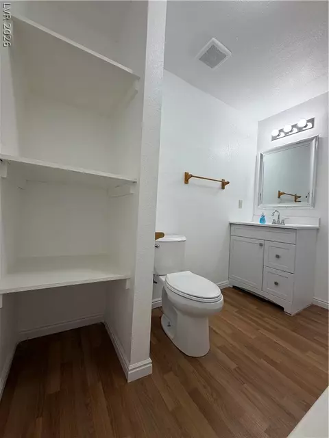 Bath - 1305 Avenue B, Ely, NV 89301 photo 2 of 3