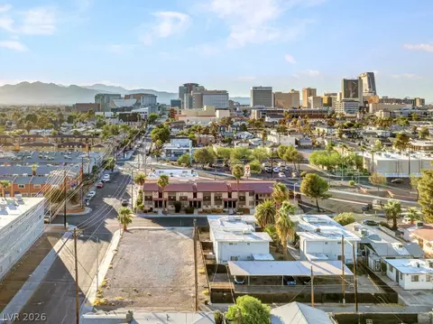 423 13th St, Las Vegas, NV 89101