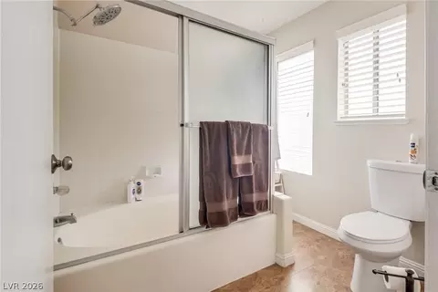 Bath - 836 Vermillion Dr, Henderson, NV 89002 photo 4 of 5