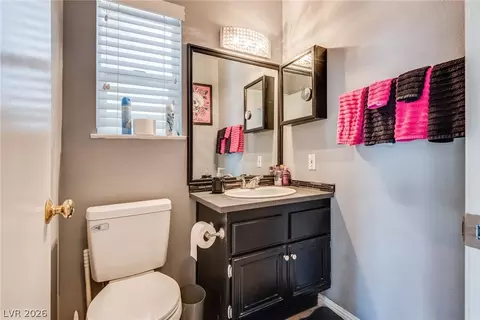 Bath - 836 Vermillion Dr, Henderson, NV 89002 photo 1 of 5