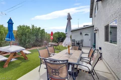 Exterior - 836 Vermillion Dr, Henderson, NV 89002 photo 11 of 12