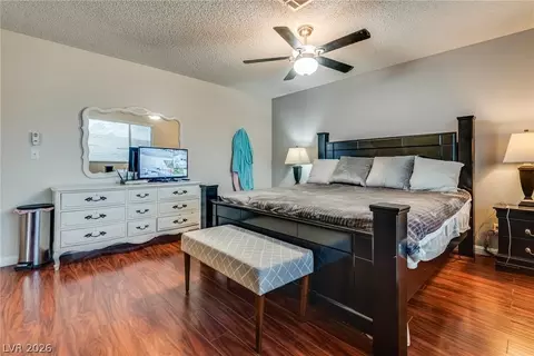 Bedroom - 836 Vermillion Dr, Henderson, NV 89002 photo 5 of 10
