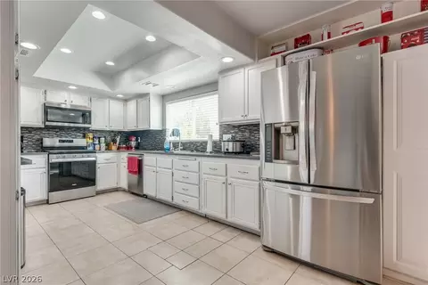Kitchen - 836 Vermillion Dr, Henderson, NV 89002 photo 1 of 4