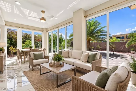 4853 Denaro Dr, Las Vegas, NV 89135