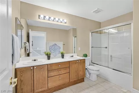 Bath - 796 Vortex Ave, Henderson, NV 89002 photo 3 of 3