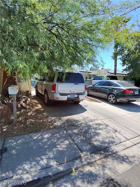 1217 S 10th St, Las Vegas, NV 89104