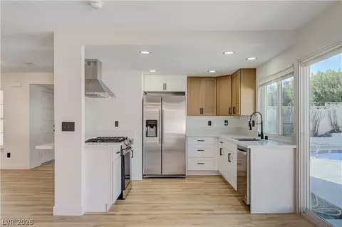 3846 Valley Meadow Dr, Las Vegas, NV 89120