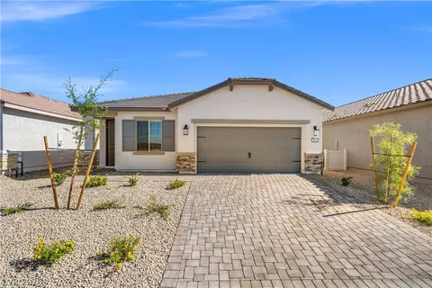 4460 Cave Lake Ave, North Las Vegas, NV 89032