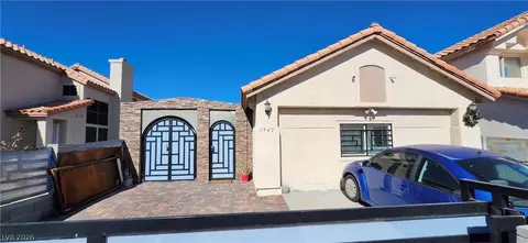 1945 Bookbinder Dr, Las Vegas, NV 89108