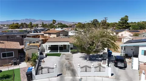 1921 Manhattan Dr, Las Vegas, NV 89106