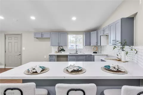 5617 Idle Ave, Las Vegas, NV 89107