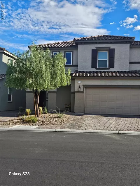 7573 Lush Oasis Ave, Las Vegas, NV 89113