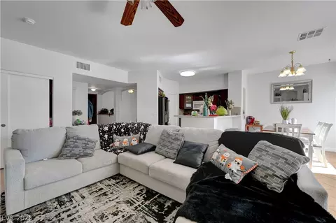 6201 E Lake Mead Blvd #168, Las Vegas, NV 89156