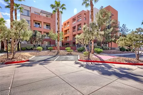 39 E Agate Ave #304, Las Vegas, NV 89123