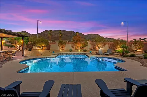 680 Coral View St, Las Vegas, NV 89110