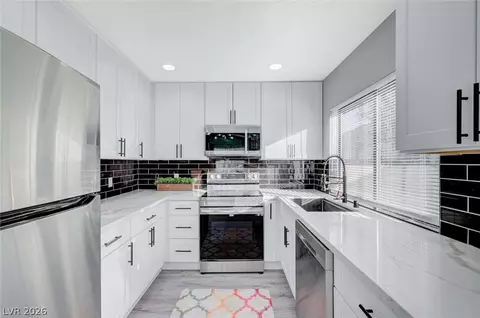 1040 Neil Armstrong Cir, Las Vegas, NV 89145