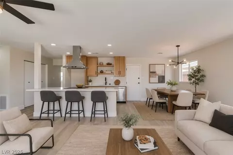 5901 Shawnee Ave, Las Vegas, NV 89107