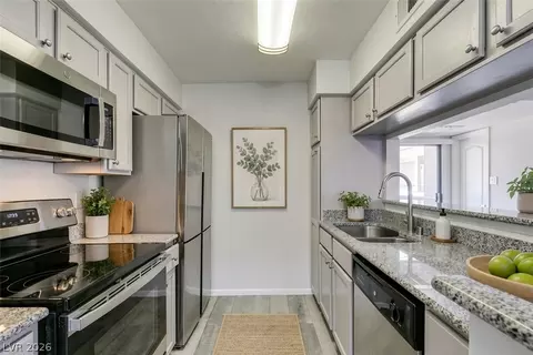 714 Oakmont Ave #1104, Las Vegas, NV 89109