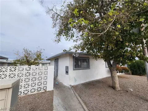 2513 Cedar Ave, Las Vegas, NV 89101