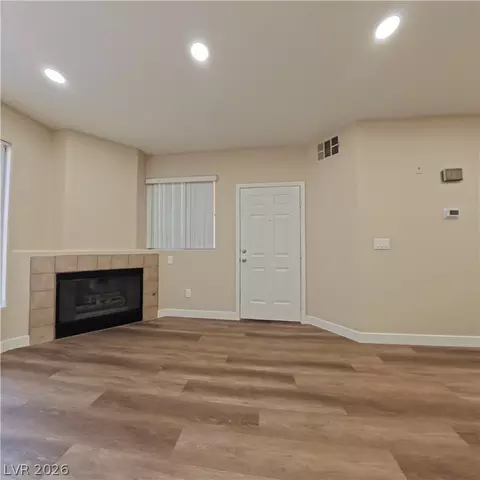 7151 S Durango Dr #213, Las Vegas, NV 89113