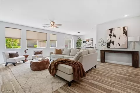 686 Fynn Valley Dr, Las Vegas, NV 89148