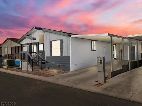 360 Myrtle Beach St, Pahrump, NV 89048
