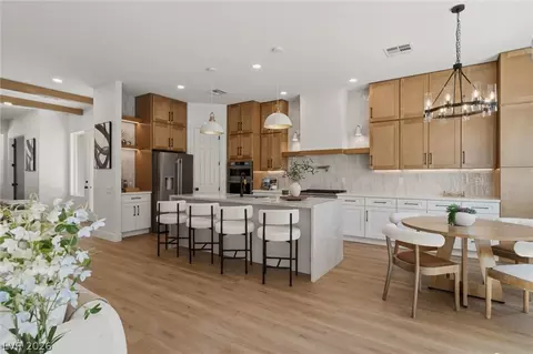 11317 Altura Vista Dr, Las Vegas, NV 89138