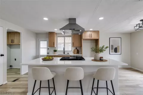 3579 Isle Royale Dr, Las Vegas, NV 89122