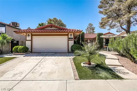 5323 Holbrook Dr, Las Vegas, NV 89103