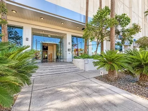 900 Las Vegas Blvd #1216, Las Vegas, NV 89101