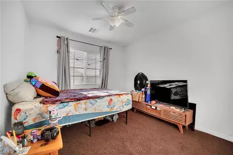 5662 W Point Loma Ct, Las Vegas, NV 89122