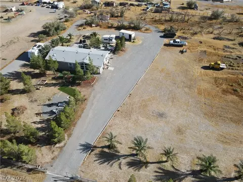 1661 Bridger St, Pahrump, NV 89048