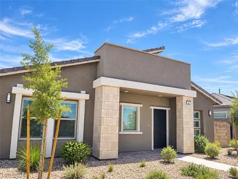 881 Regent Terrace Ln, Las Vegas, NV 89138