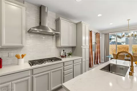 Kitchen - 316 Cape Seville Pl, Henderson, NV 89015 photo 4 of 6