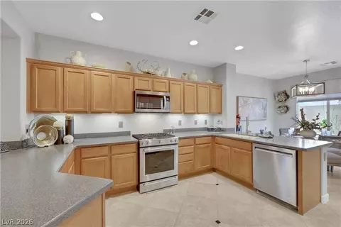 Kitchen - 2635 Dirleton Pl, Henderson, NV 89044 photo 2 of 5