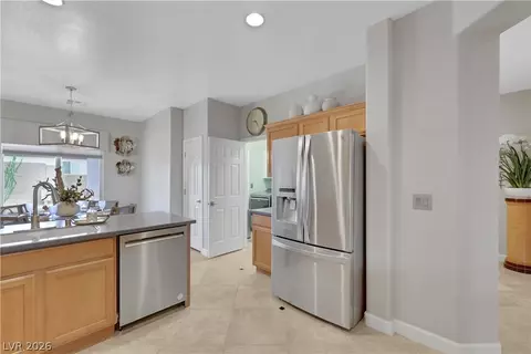 Kitchen - 2635 Dirleton Pl, Henderson, NV 89044 photo 3 of 5