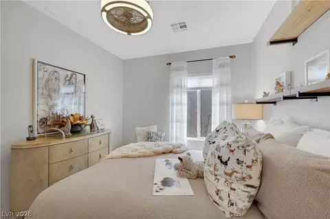 Bedroom - 2635 Dirleton Pl, Henderson, NV 89044 photo 6 of 8