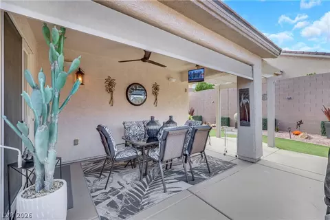 Exterior - 2635 Dirleton Pl, Henderson, NV 89044 photo 6 of 11