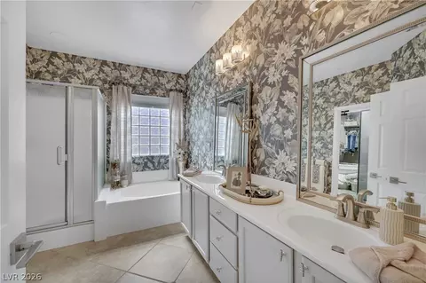 Bath - 2635 Dirleton Pl, Henderson, NV 89044 photo 1 of 4