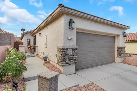 Exterior - 2635 Dirleton Pl, Henderson, NV 89044 photo 4 of 11