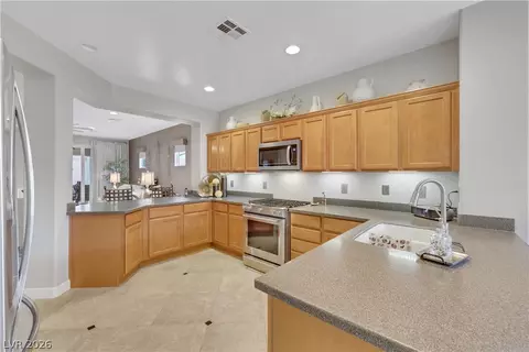 Kitchen - 2635 Dirleton Pl, Henderson, NV 89044 photo 4 of 5