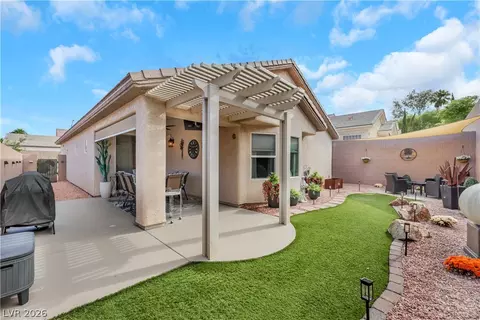 Exterior - 2635 Dirleton Pl, Henderson, NV 89044 photo 7 of 11