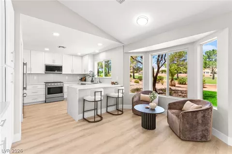 2641 Legend Dr, Las Vegas, NV 89134