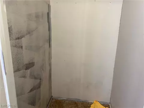5052 Mountain Vista St, Las Vegas, NV 89120