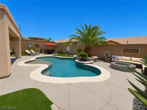 Exterior - 2583 Dirleton Pl, Henderson, NV 89044 photo 5 of 18