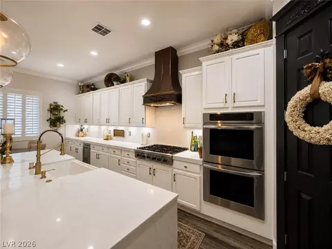 Kitchen - 2583 Dirleton Pl, Henderson, NV 89044 photo 3 of 11
