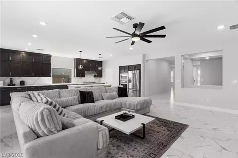 7142 Bold Rock Ave, Las Vegas, NV 89113