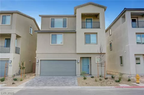 7823 Lacemaker Ct, Las Vegas, NV 89113