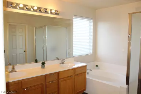 Bath - 207 Priority Point St, Henderson, NV 89012 photo 1 of 1